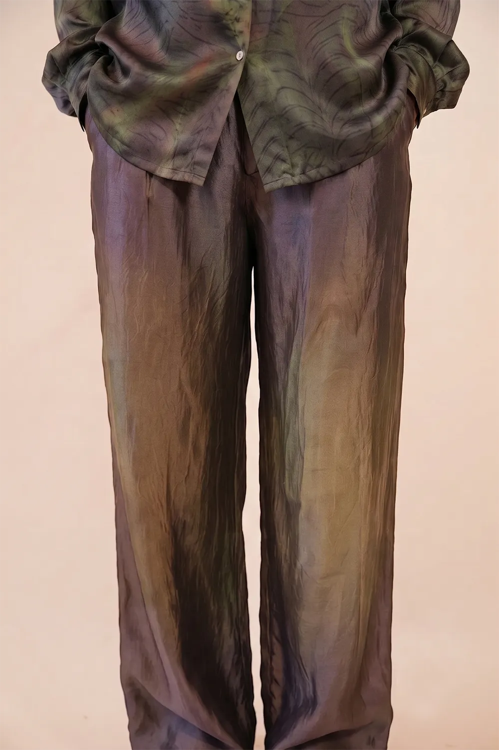 RUA PANTS are our one of a kind pants, crafted in-house with a focus on ease and fluidity.
