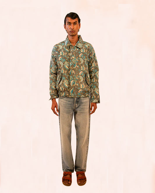 AKSA BOMBER II VI is our printed silk bomber jacket, handcrafted by skilled artisans in-house using two one-of-a-kind vintage silk saree.
