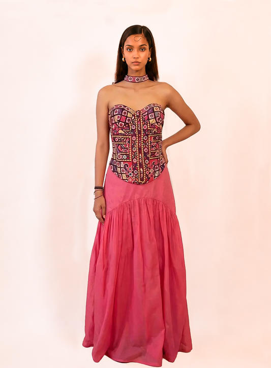 AVAIA Skirt is our one of a kind skirt, crafted in-house with a focus on fluid structure.