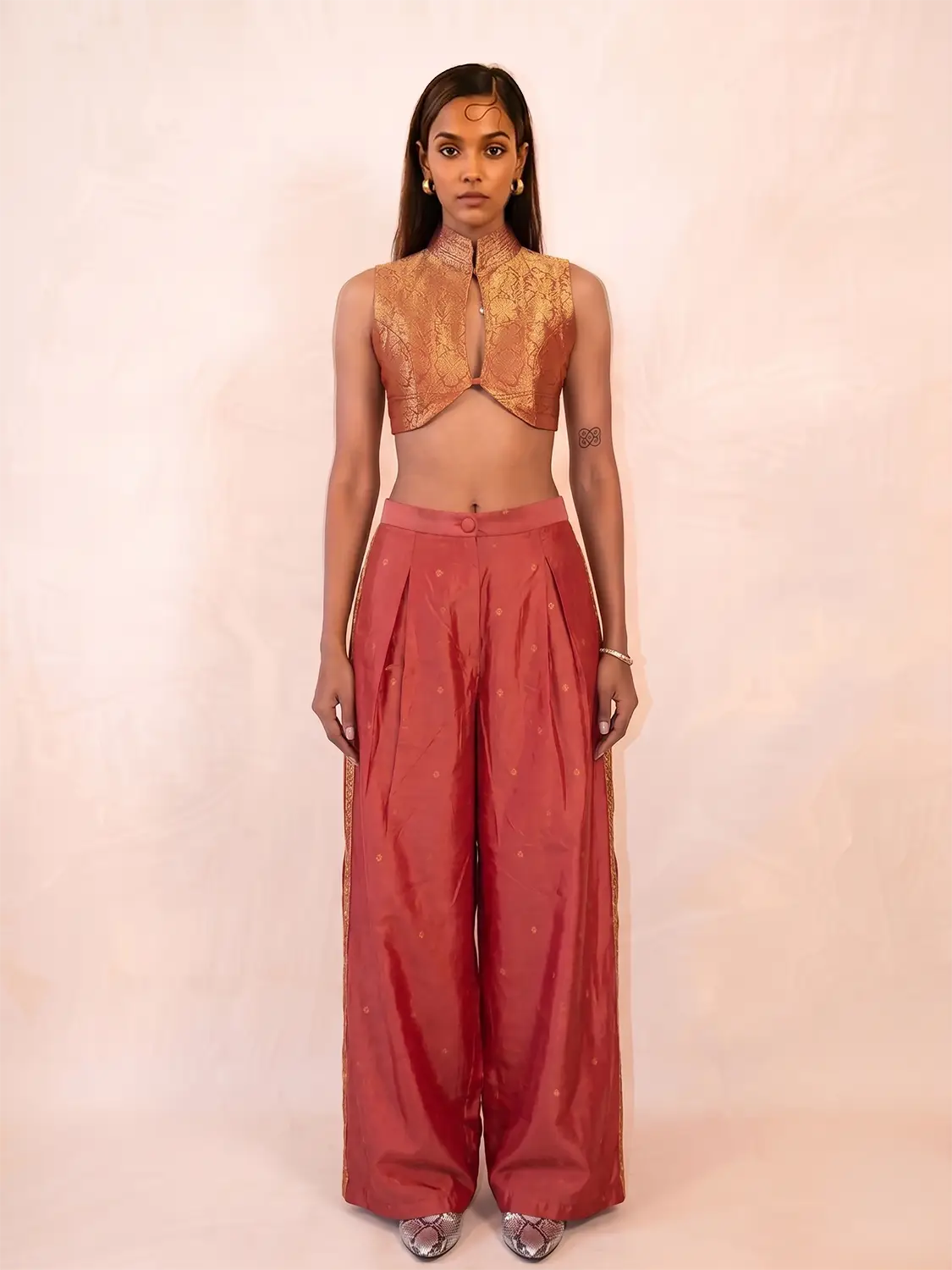 GILET TOP- TARINI III Top is a one of a kind piece, handcrafted in house from vintage pure silk saree fabric. 
