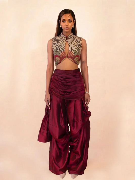 GILET TOP- TARINI IV Top is a one of a kind piece, handcrafted in house from vintage pure silk saree fabric. 