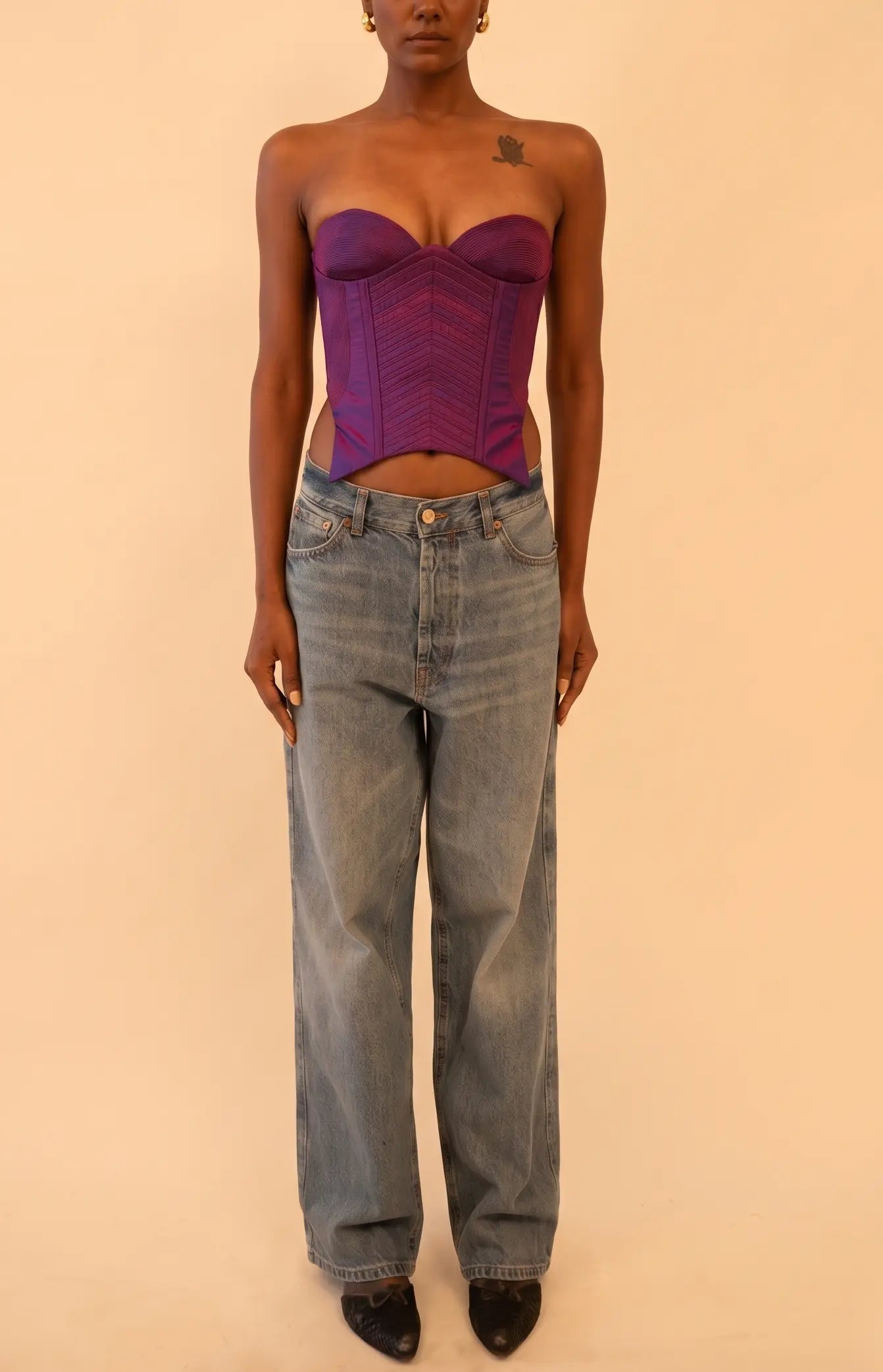 Vana is our off-white cording detail corset, handcrafted by skilled artisans in-house using a rich vintage silk saree. 
