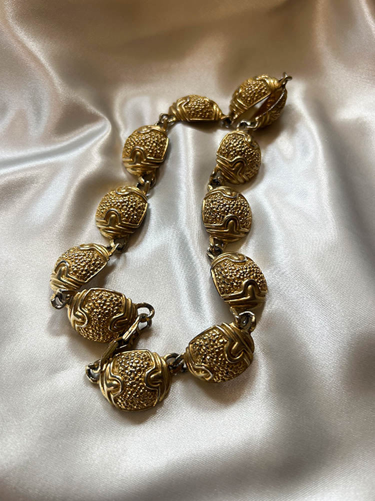 Vinatge golden chain2