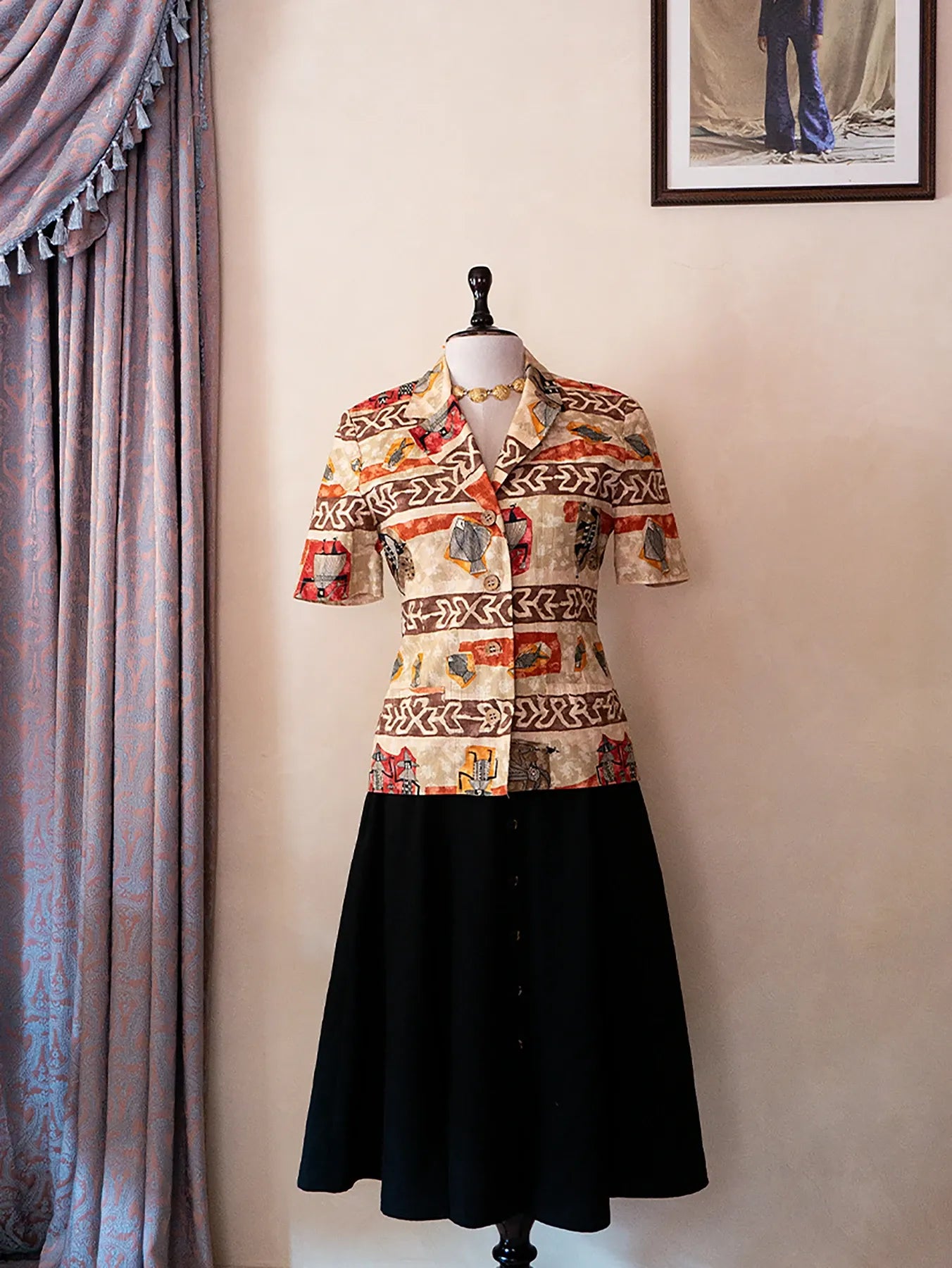 Vintage Egyptian fitted shacket featuring structured tailoring and midweight fabric, thrifted from global vintage collections.