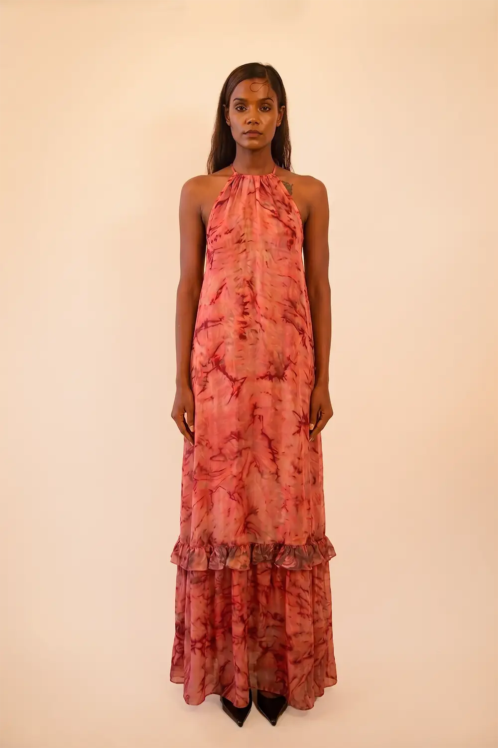 YAMI II is our one-of-a-kind halter neck backless dress, handcrafted using a beautiful printed vintage silk saree. 